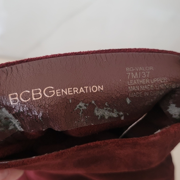 BCBGeneration Suede Stiletto heeled Burgundy booties Almond Toe Size 7 - Picture 10 of 10